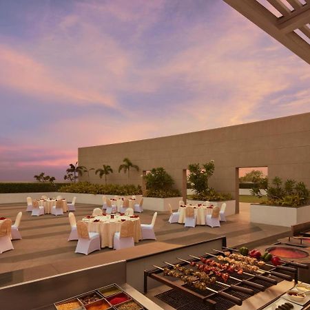 Hotel Taj Swarna, Amritsar Exterior foto The Park, Hyderabad